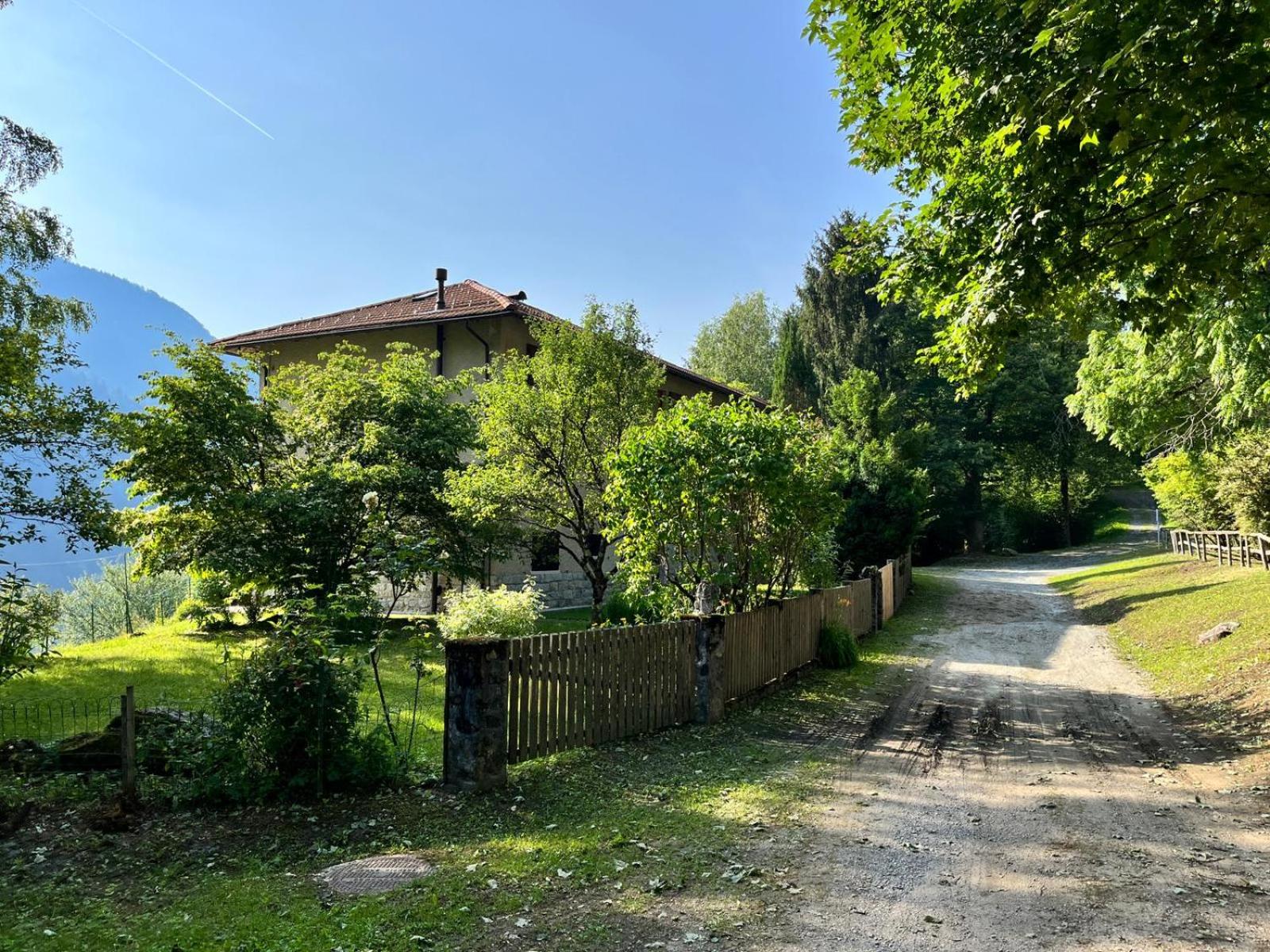 Trentino Val Rendena casa con vista 3 camere doppie e 2 bagni view 4