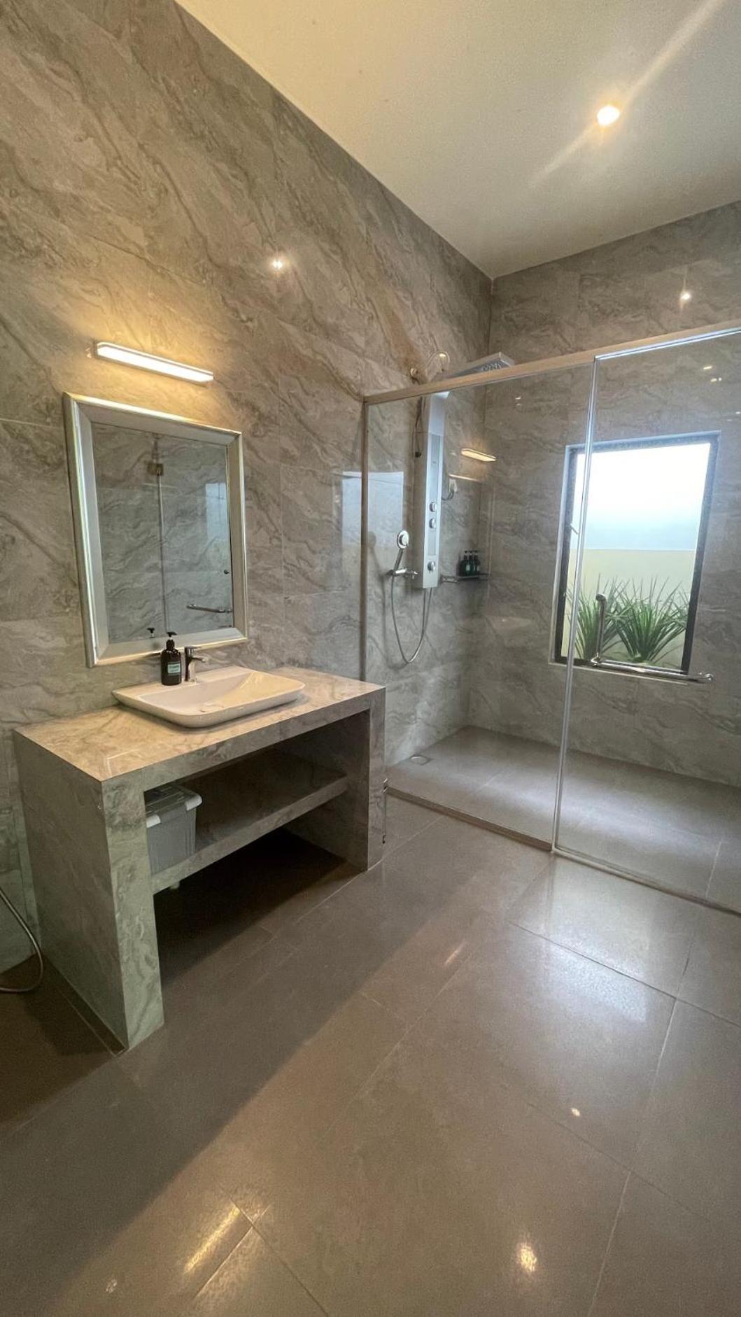 Charis Pool Villa 2 - 3 bedroom with Private Pool photo 8