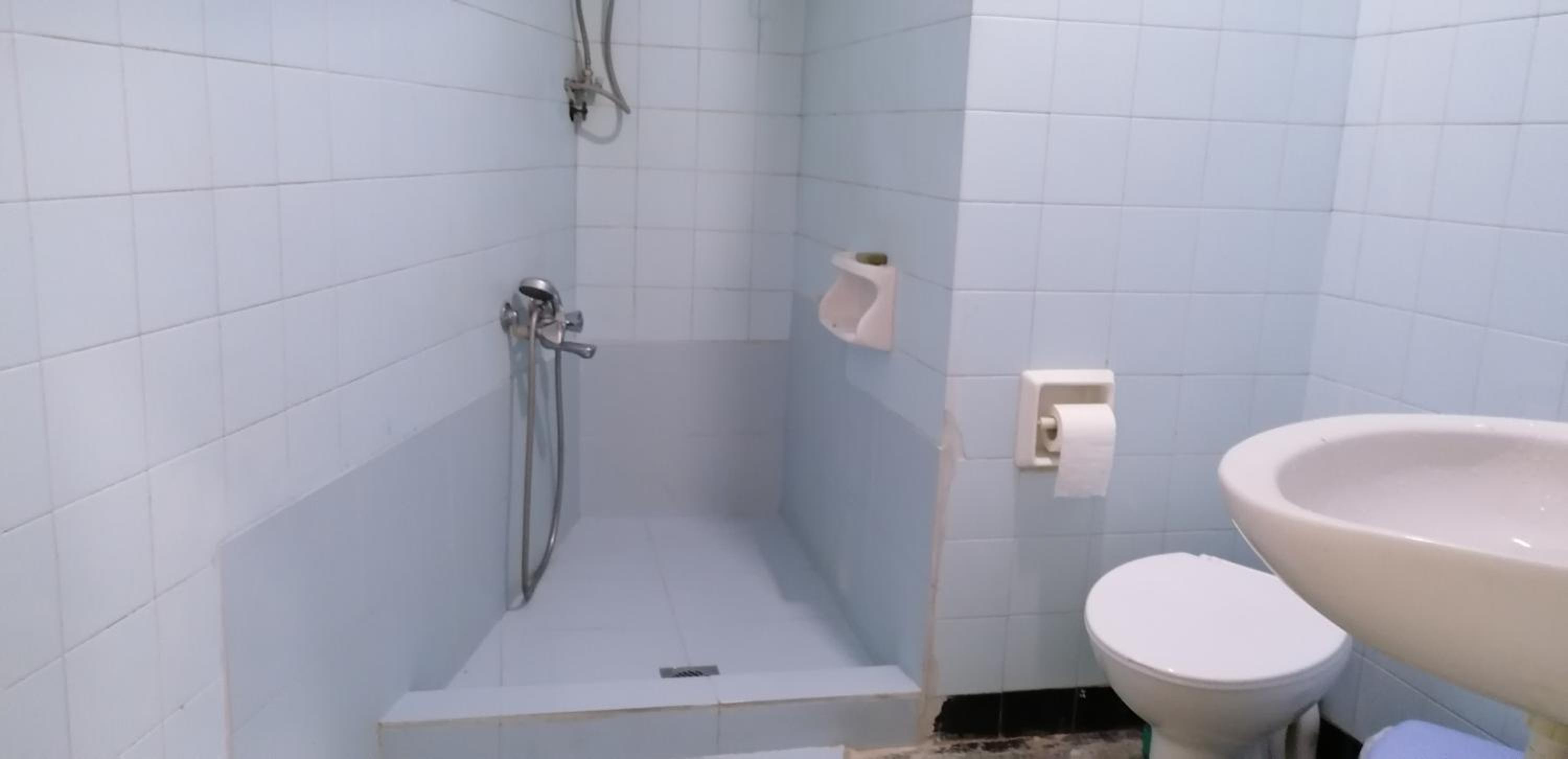 SHARED ROOMS NEAR ACROPOLIS AND MONASTIRAKI