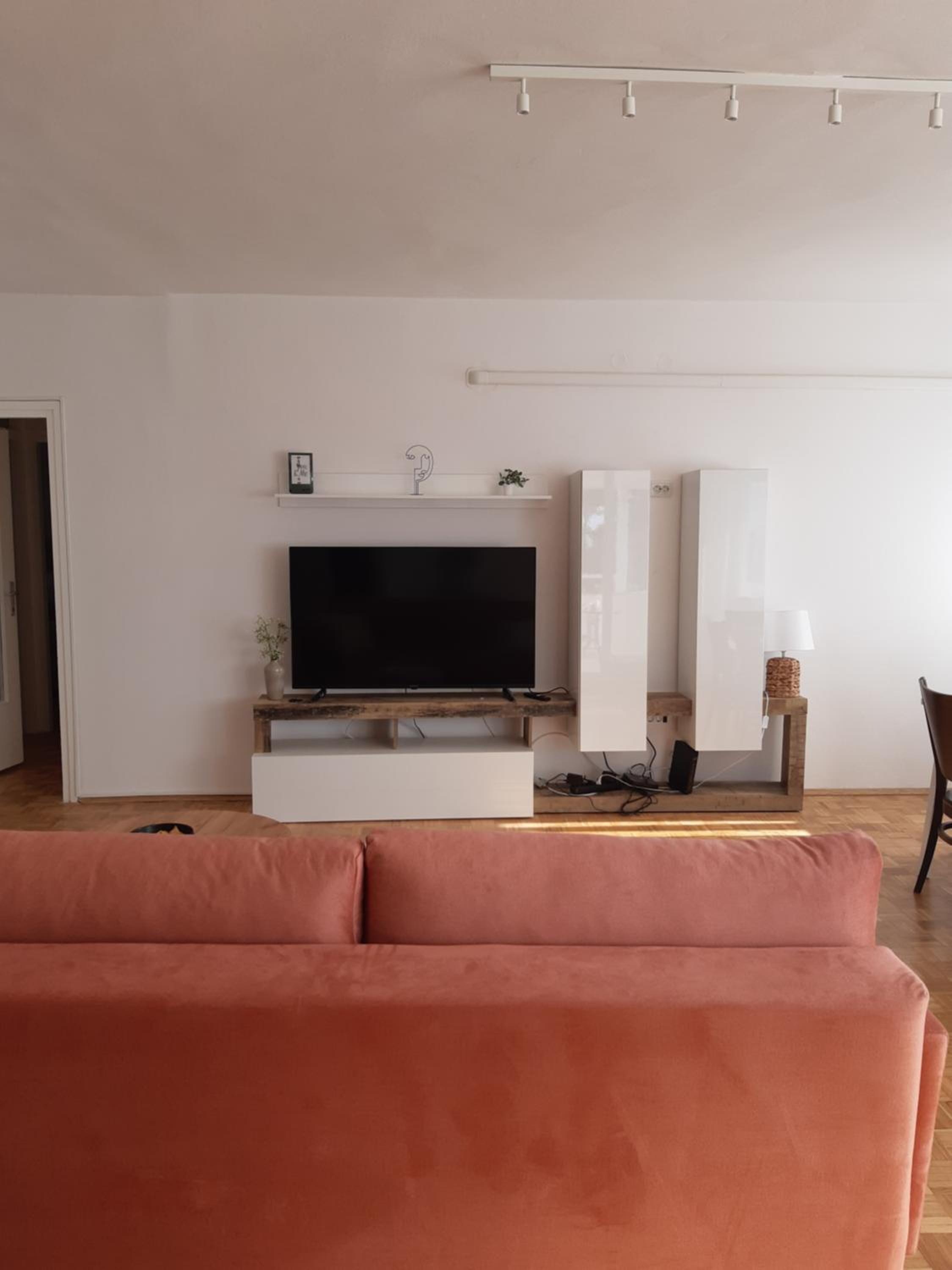 Blaslov Family Apartment view 3