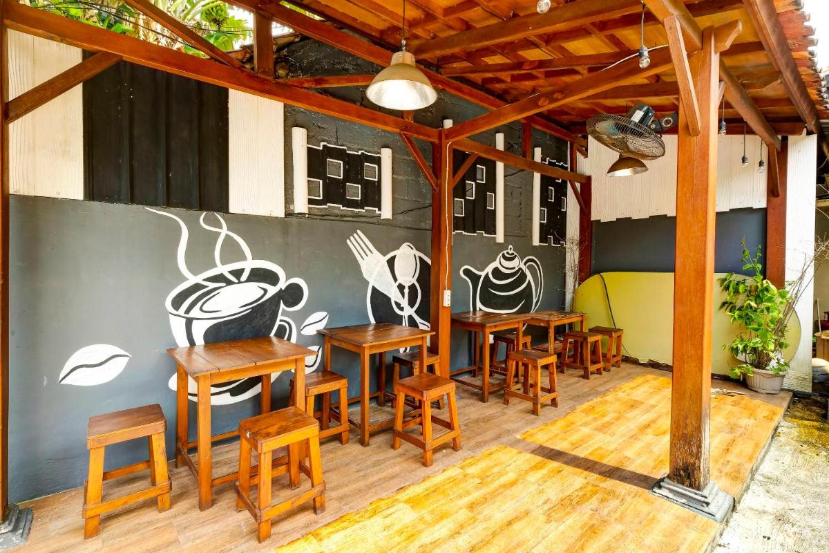outdoor BBQ area