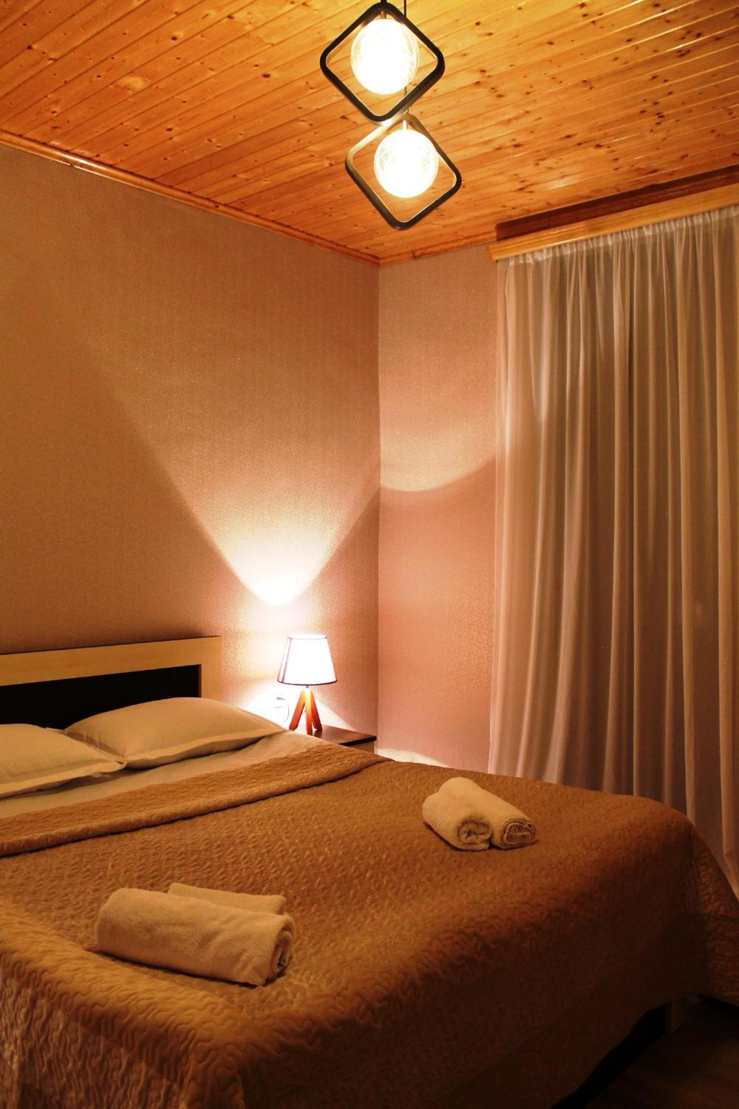 Photo 93