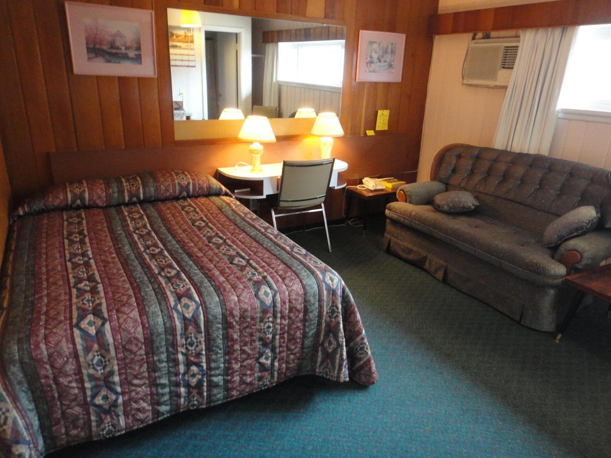 Airport Inn