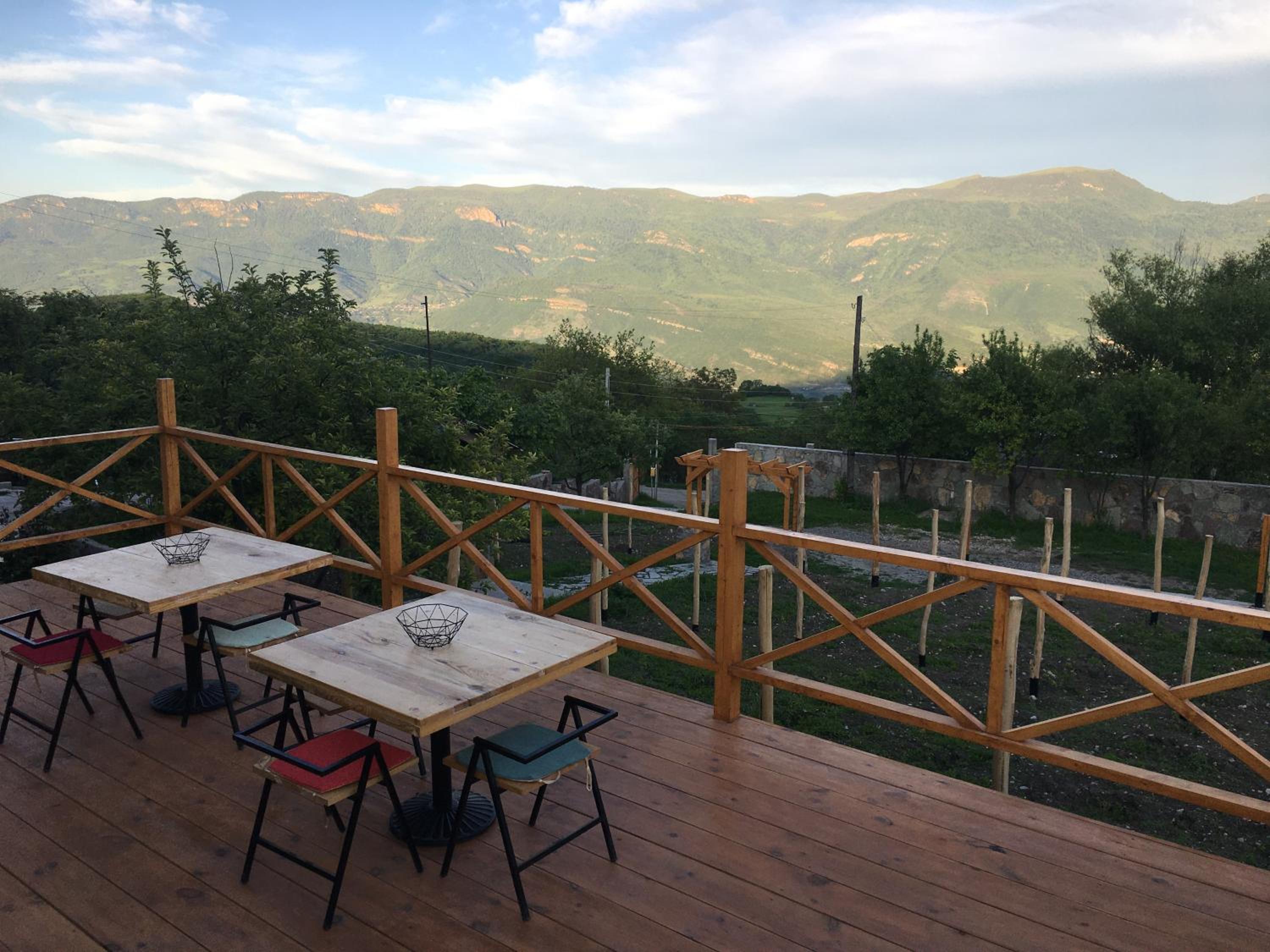 Berkri Gastro Yard & Guest House