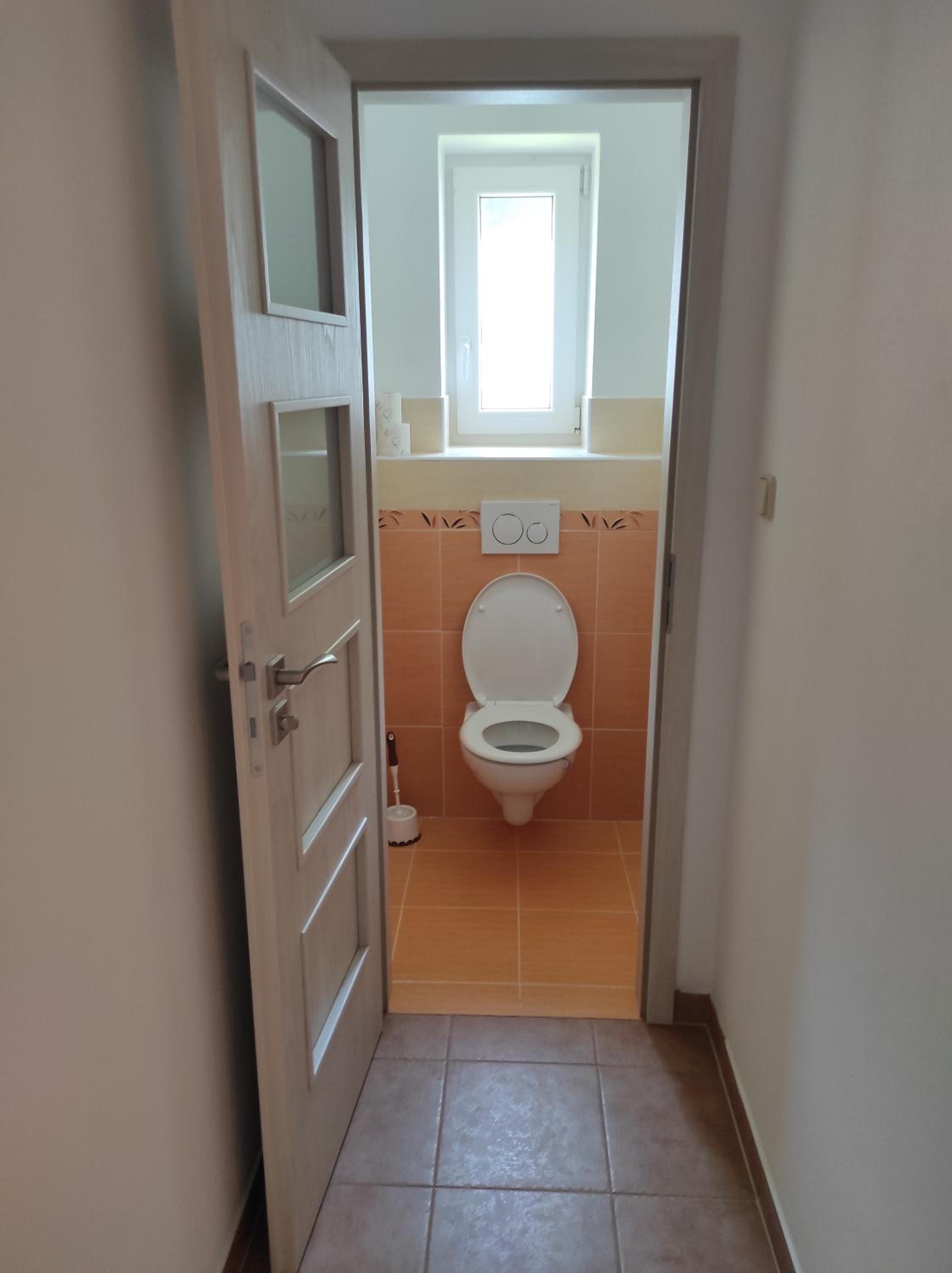 Domeček u lesa