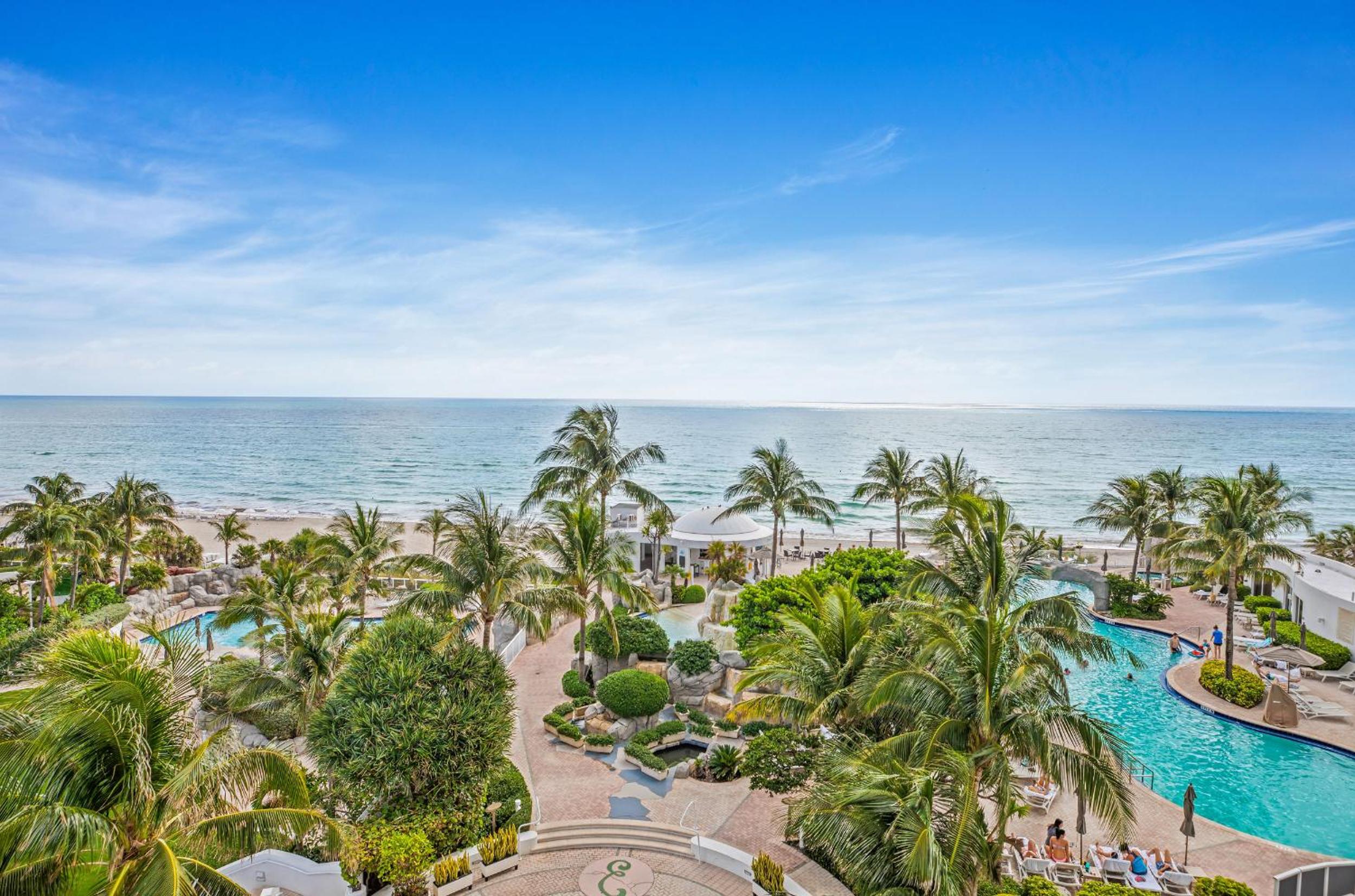 Luxury resort apartment with ocean front view view 5