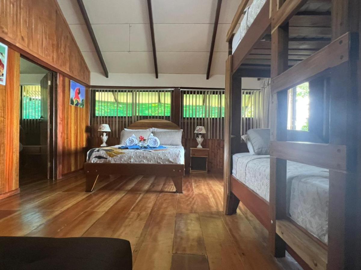 Cabaña Ara Macao Lodge