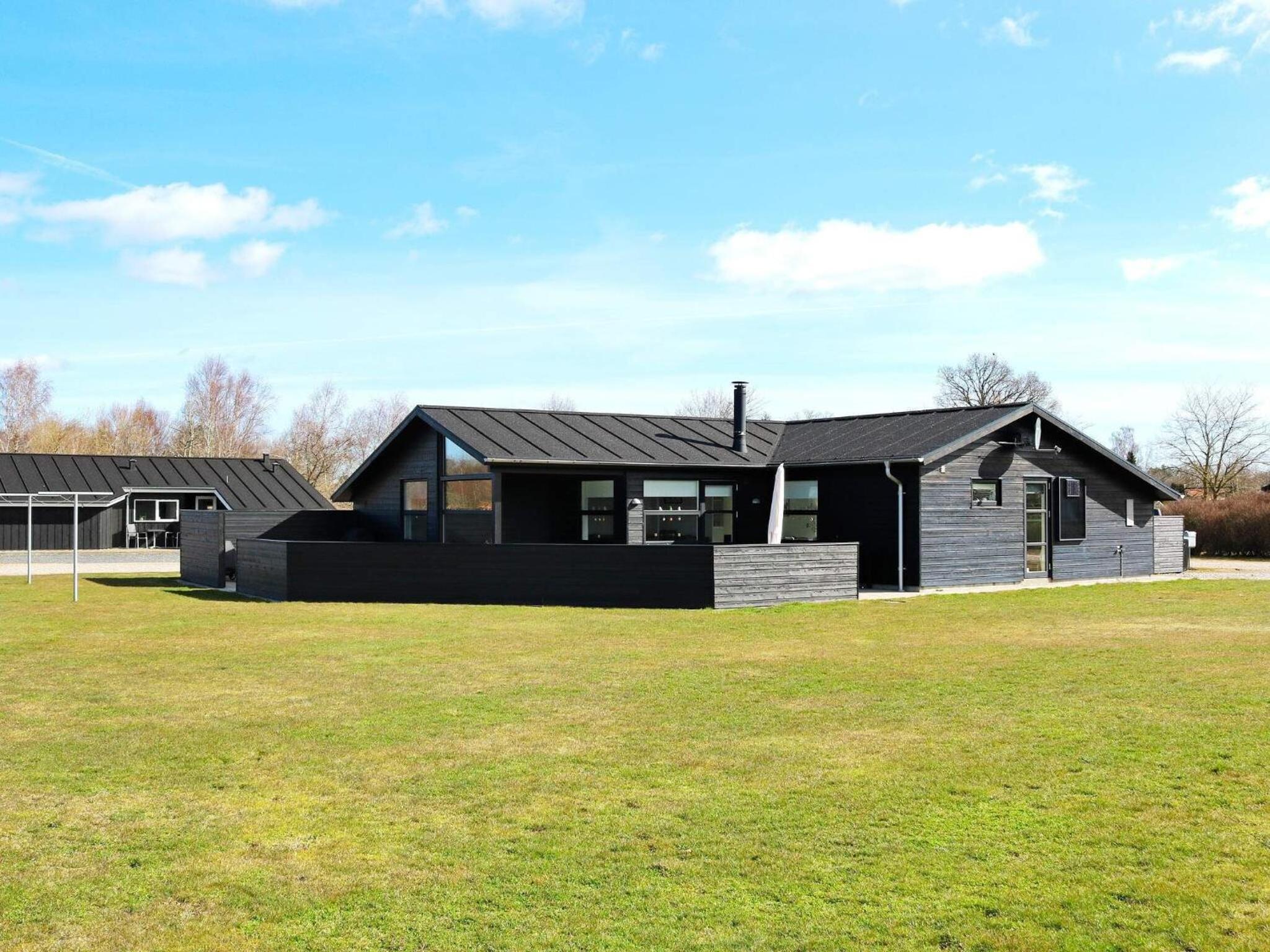 8 person holiday home in Hadsund-By Traum
