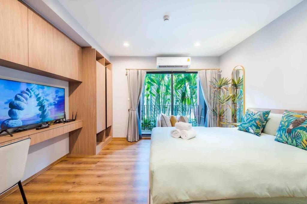 Designer's Studio on Pool Floor @ La Habana Huahin view 2