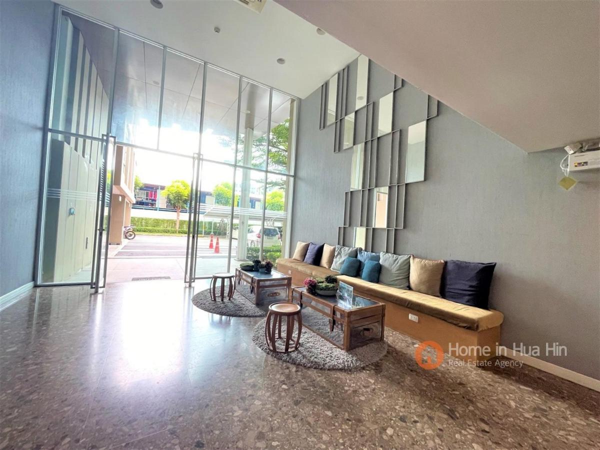 291 Hua Hin Condo Cicada Market 9mins to beach view 3