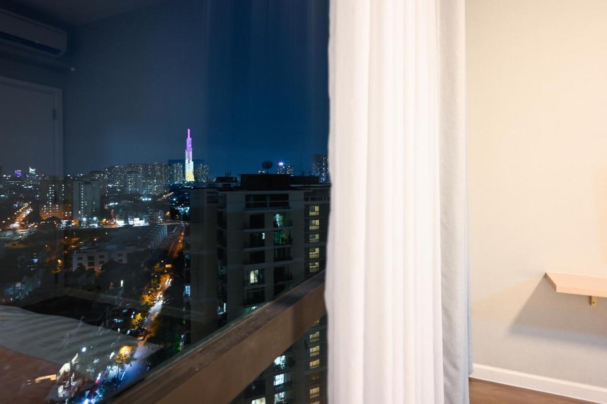 Estella Heights Saigon City View 2BR Apartment & Pool