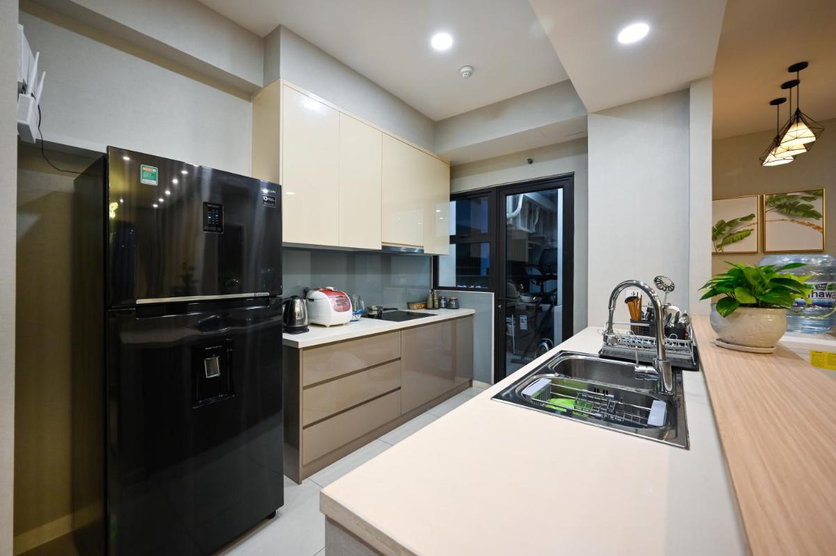 Estella Heights Saigon City View 2BR Apartment & Pool