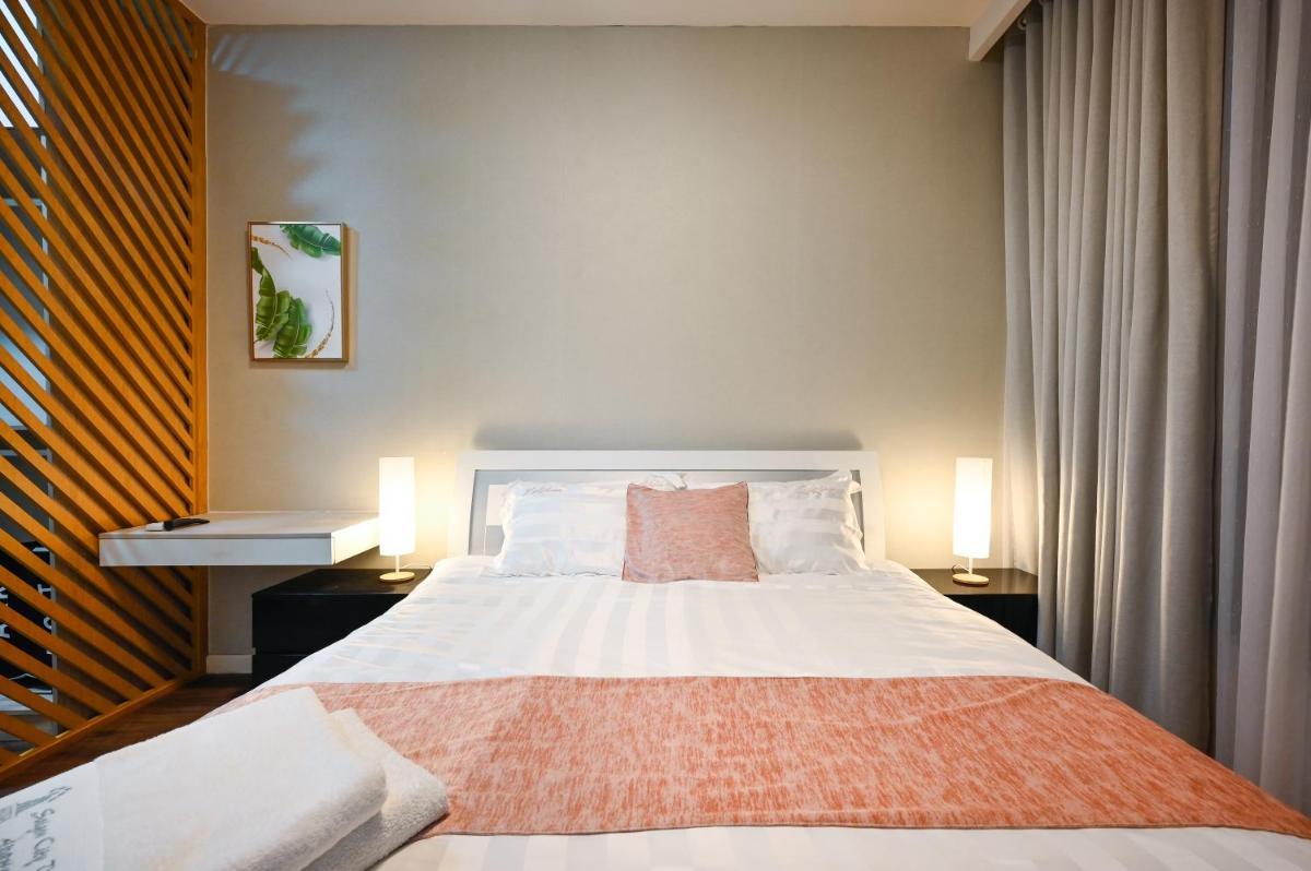 Estella Heights Saigon City View 2BR Apartment & Pool