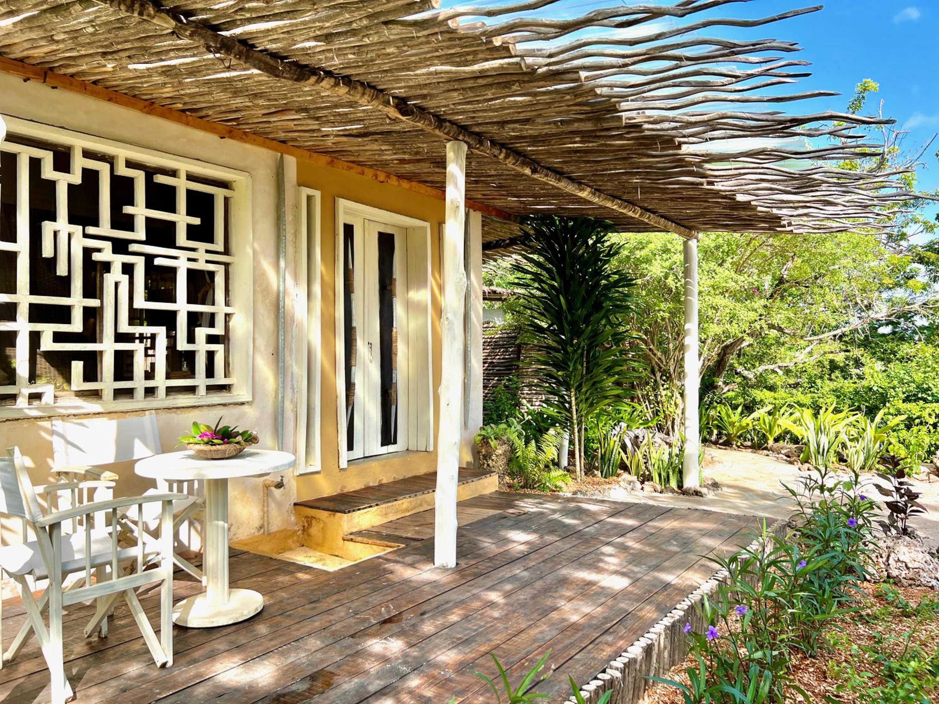 Rock and Sea Resort