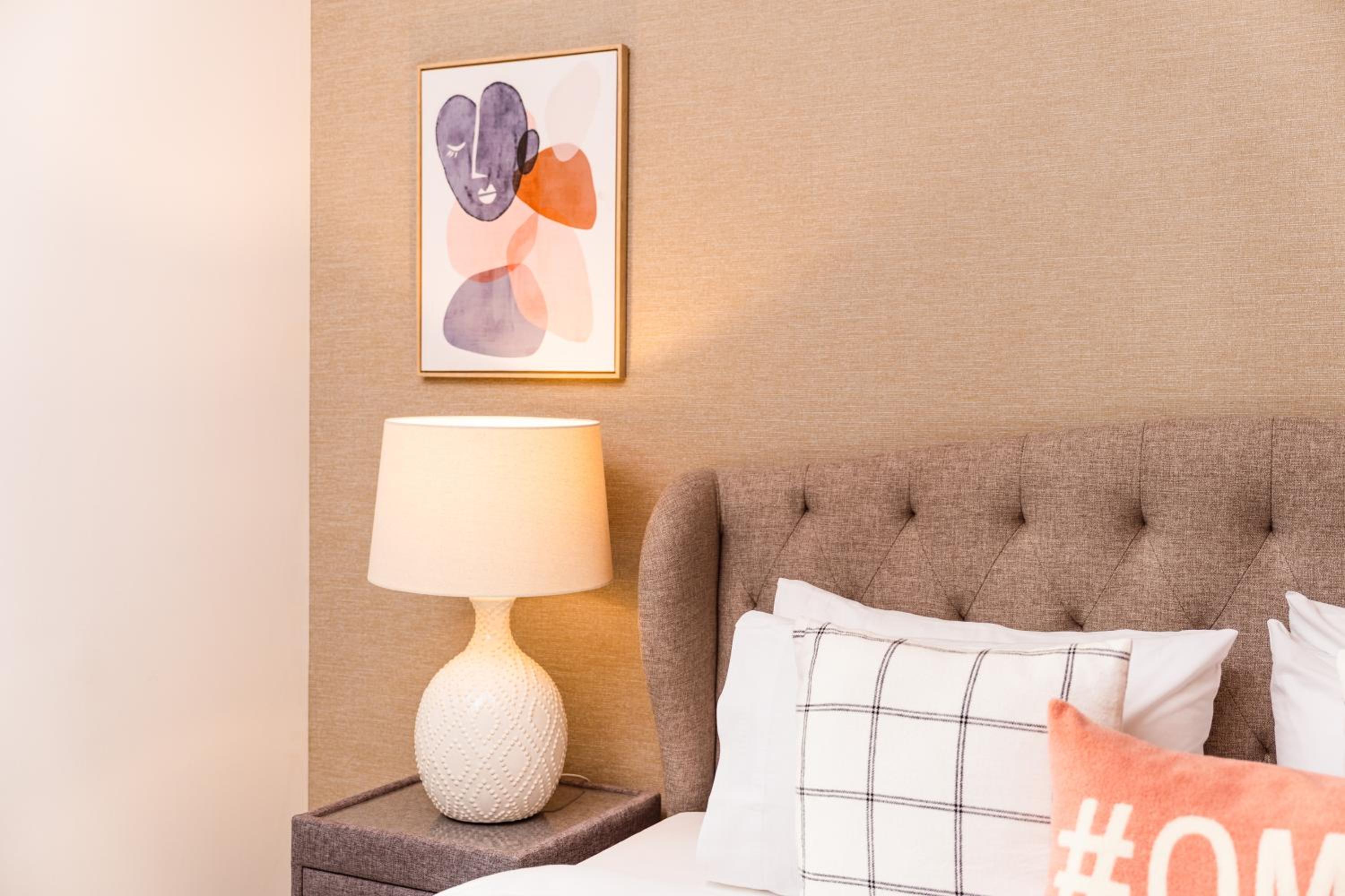 Prime Retreats - 29 Emaar Boulevard Downtown Dubai