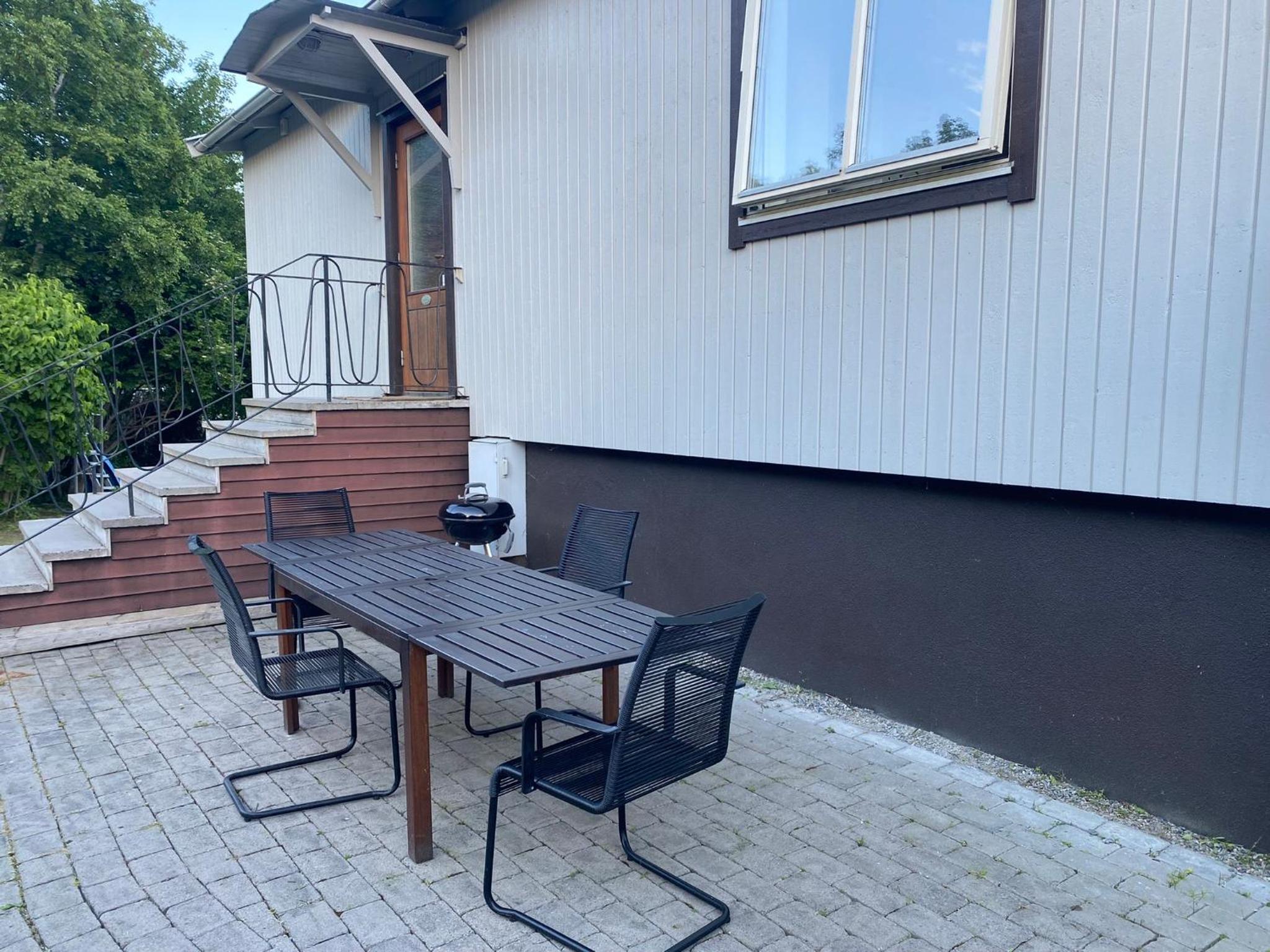 Cheerful Three room villa at Strömstad City Center view 3