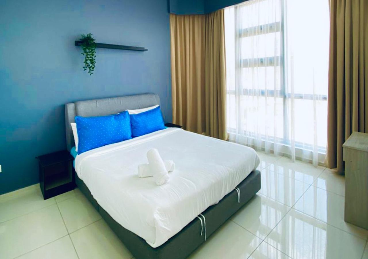 Robertson PanoramaKL Suites