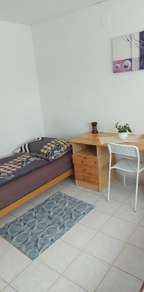 Kéktúrás-Tóra Nyíló Badacsonyi privát bérlemény