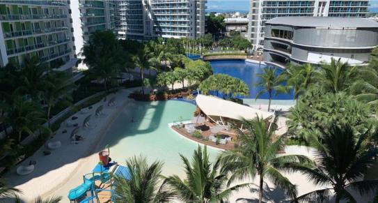 Azure Urban Resort photo 5