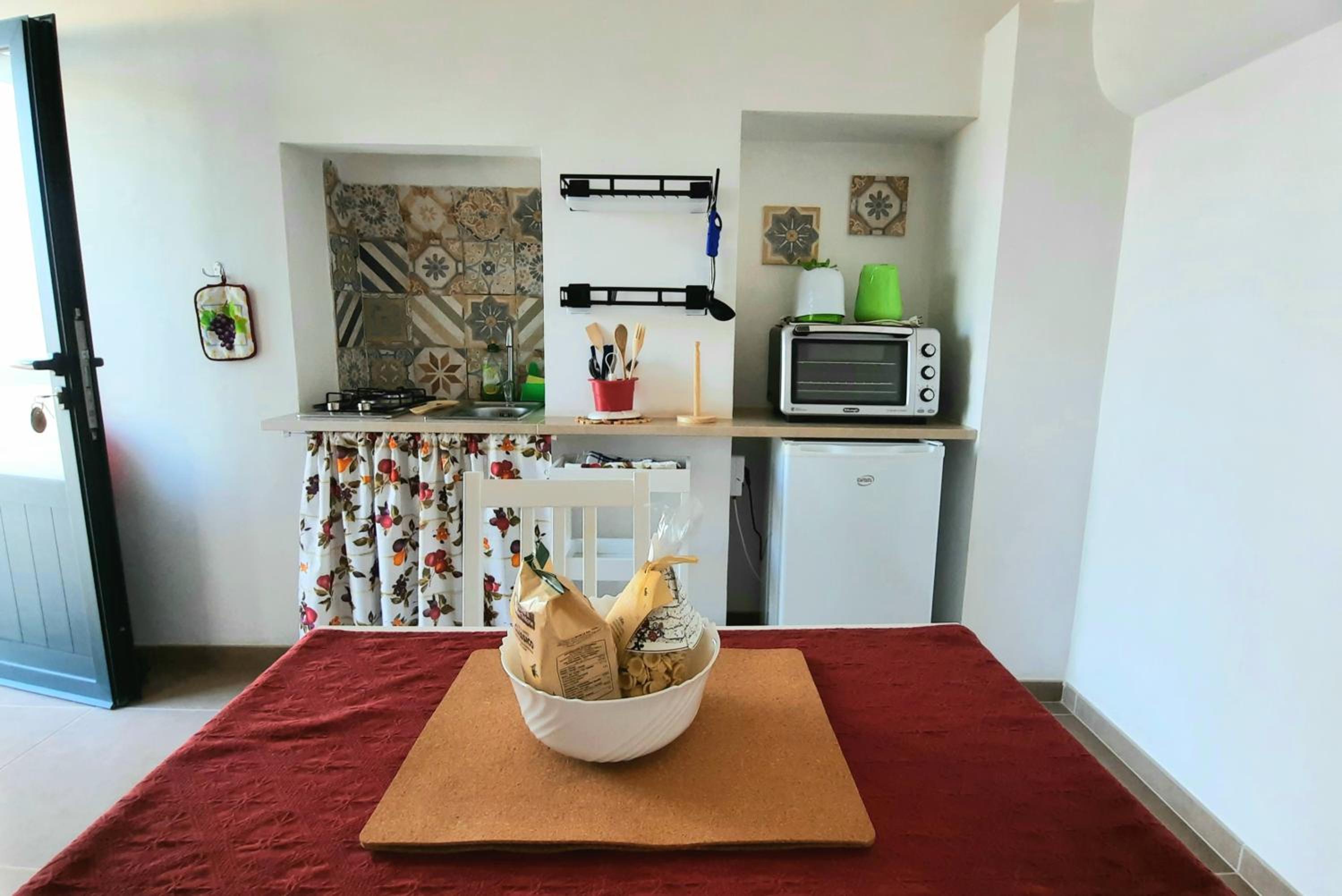 I Due Carrubi en Ostuni — kitchen