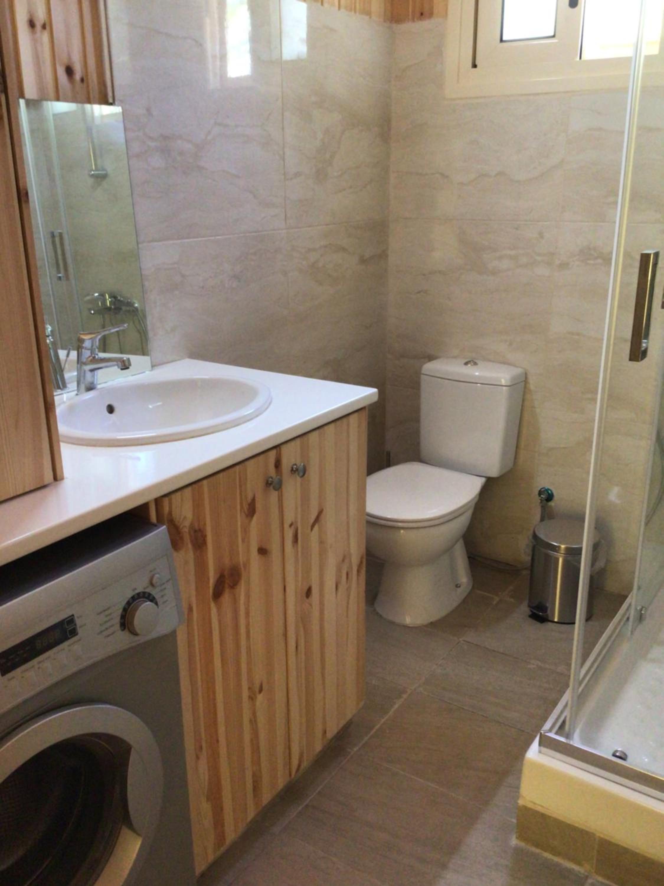 Pervolaris Cottages 2
