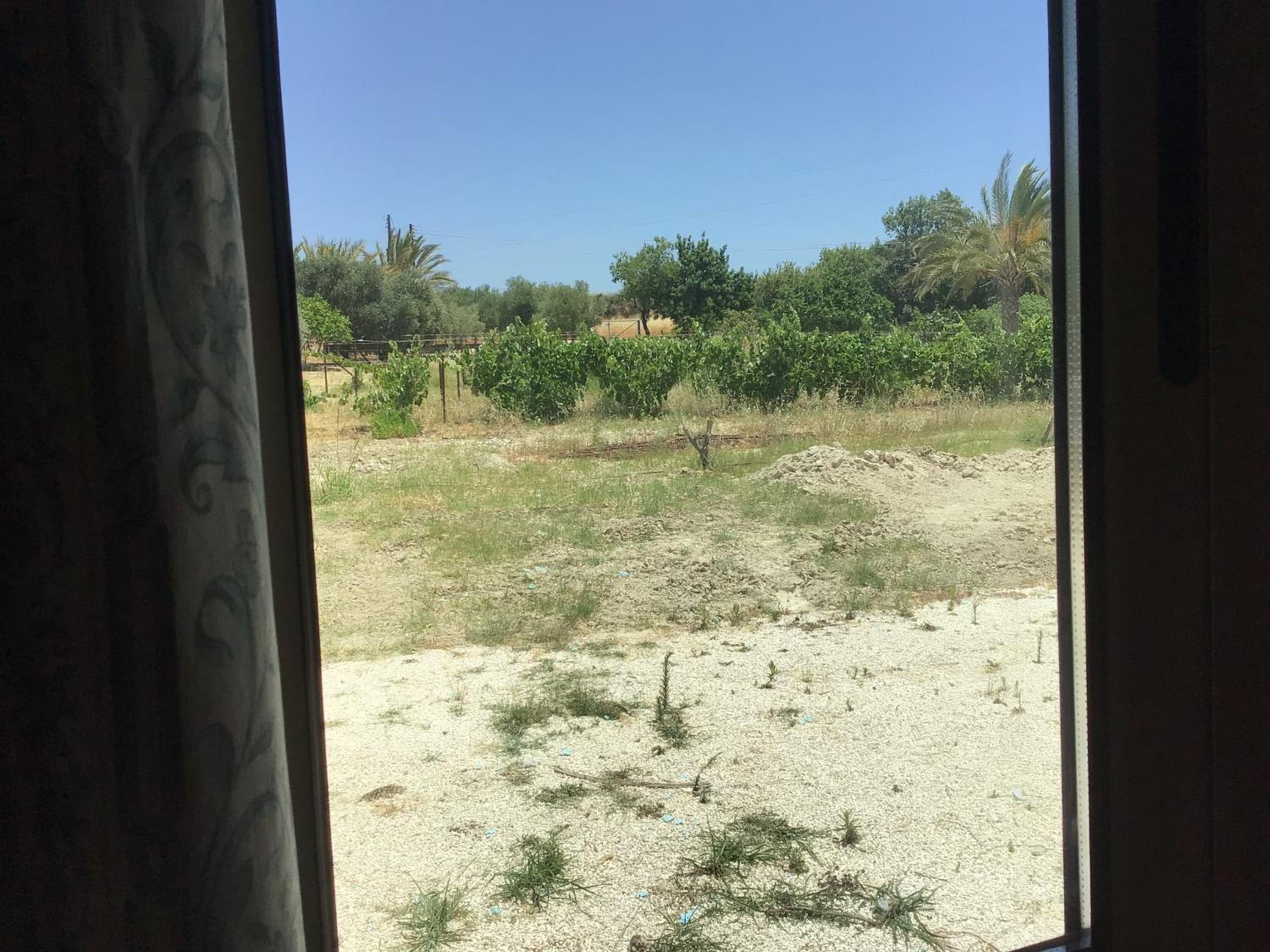 Pervolaris Cottages 2