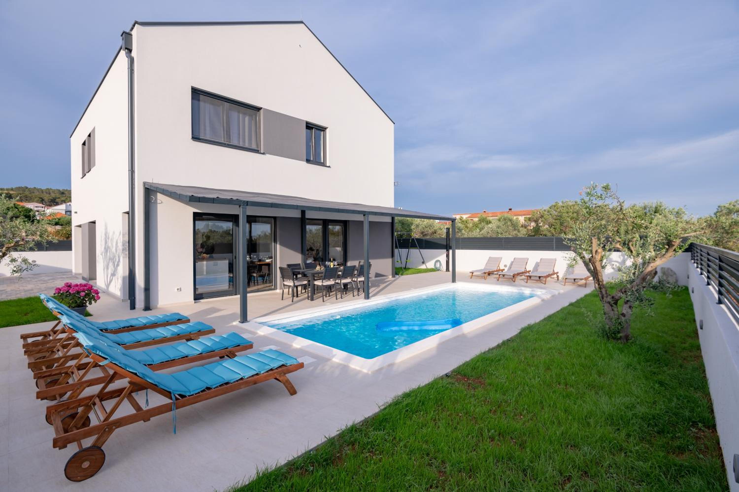 Villa MVP view 3