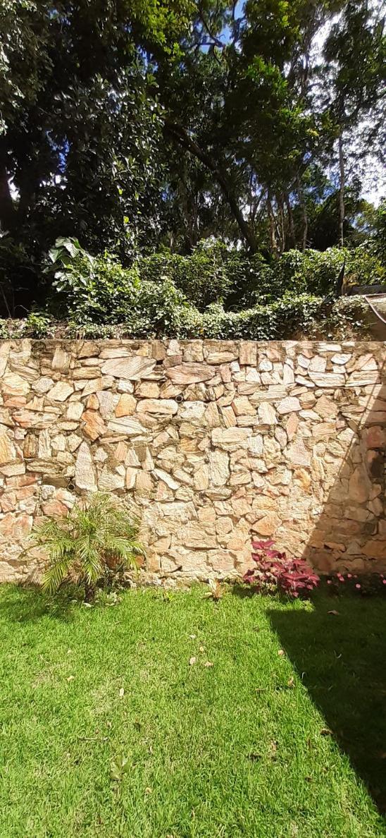Casa na serra a 10 min de Guaramiranga! Ótima para descanso com conforto e para turismo!