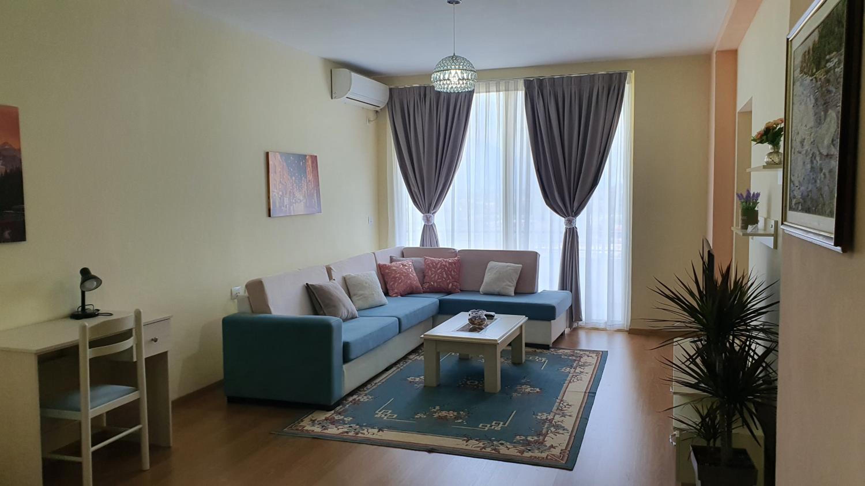 DAI Apartments- City & Castle view Gjirokaster photo 3