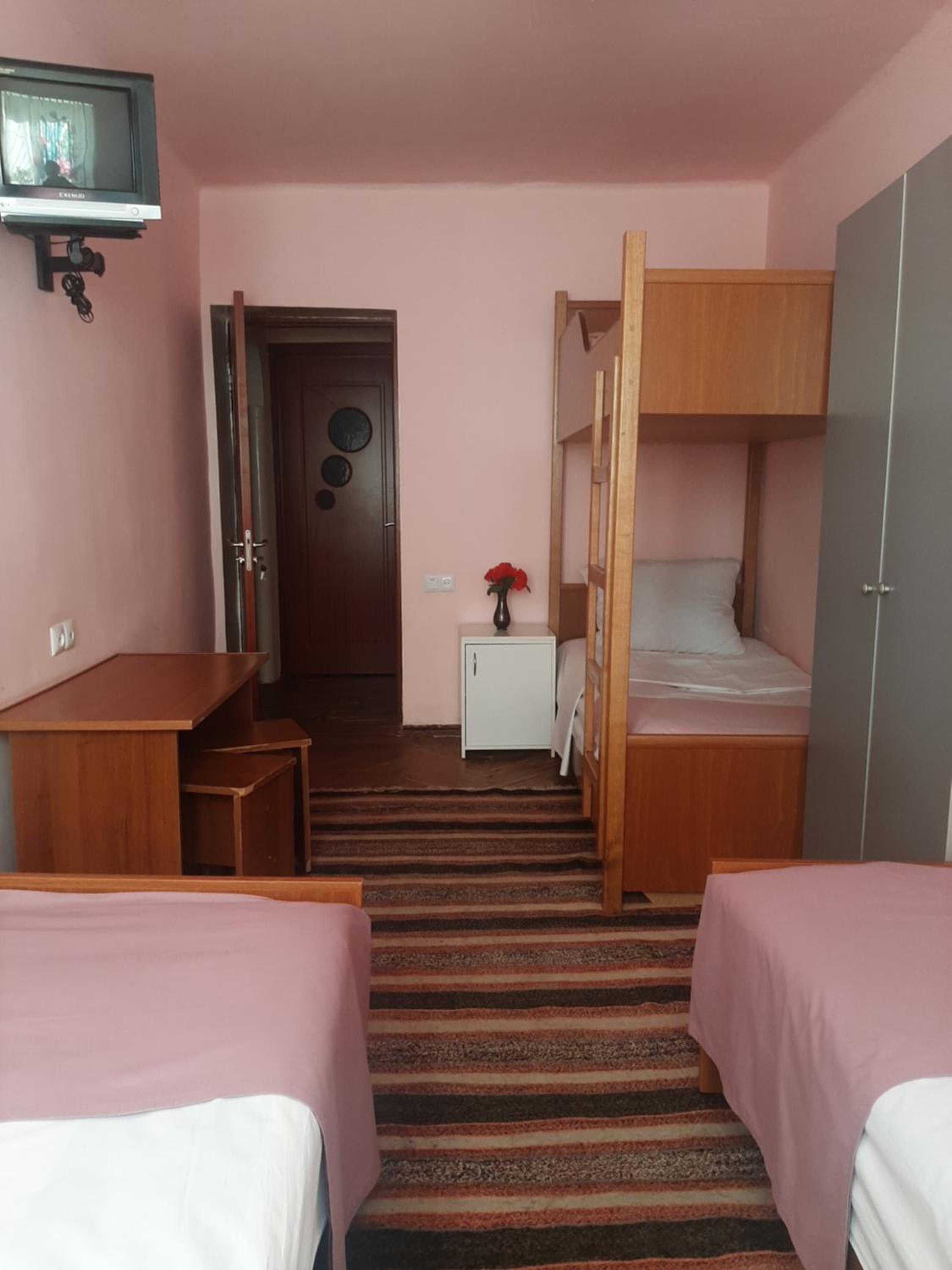 Aregak B&B and Tours