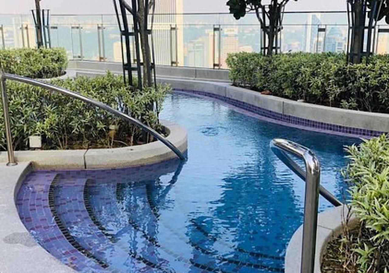 Robertson PanoramaKL Suites