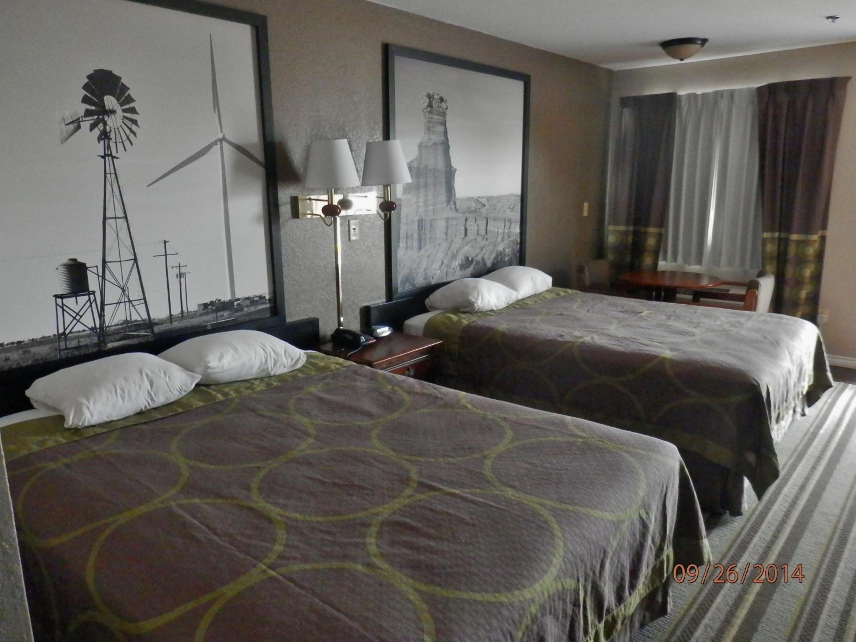 Childress Vacations - Super 8 by Wyndham Childress - Property Image 7