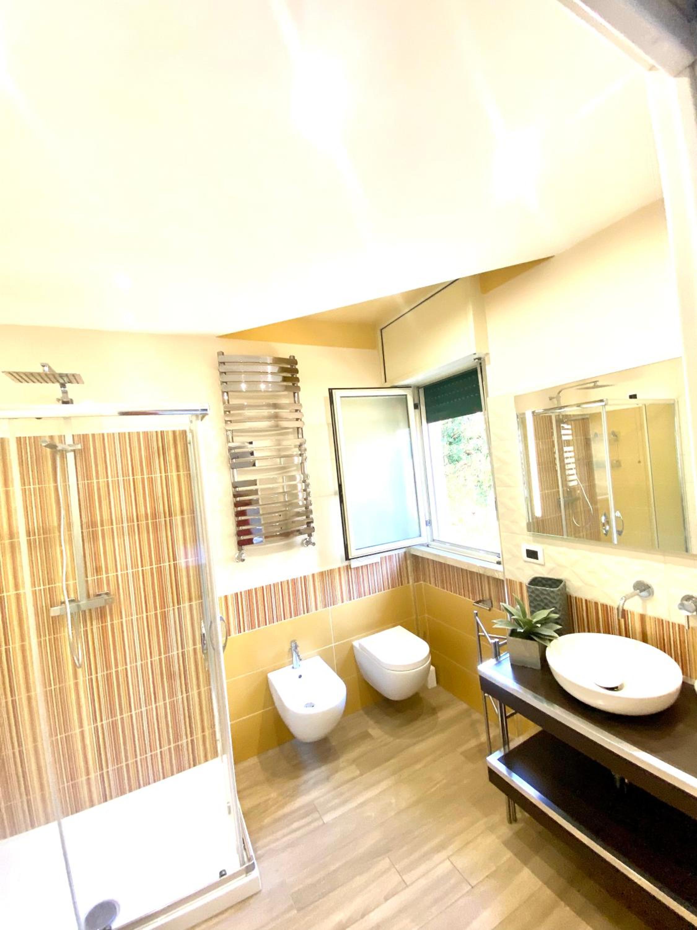 Mottola Apartment en Tropea — bathroom