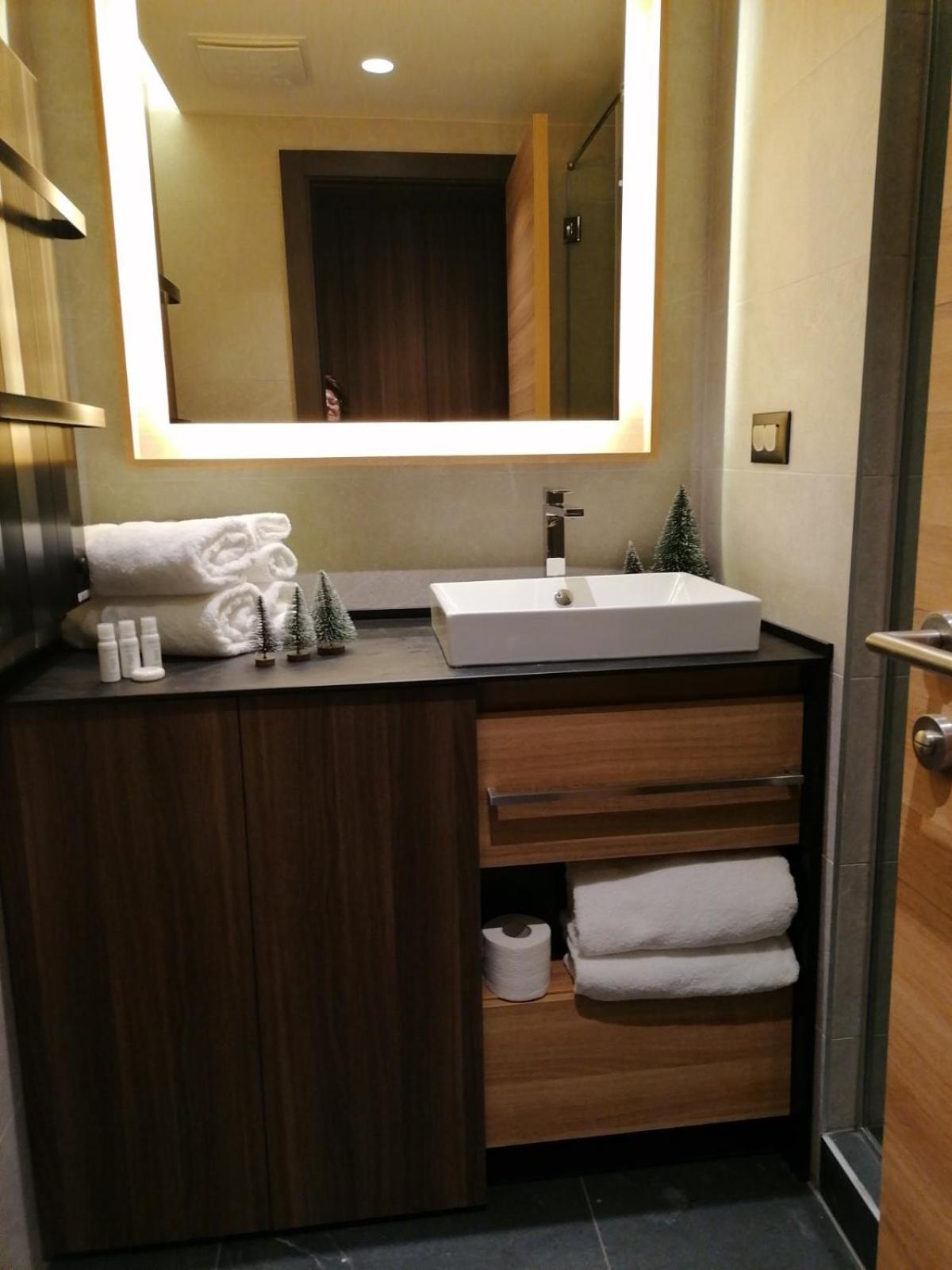 Photo 38