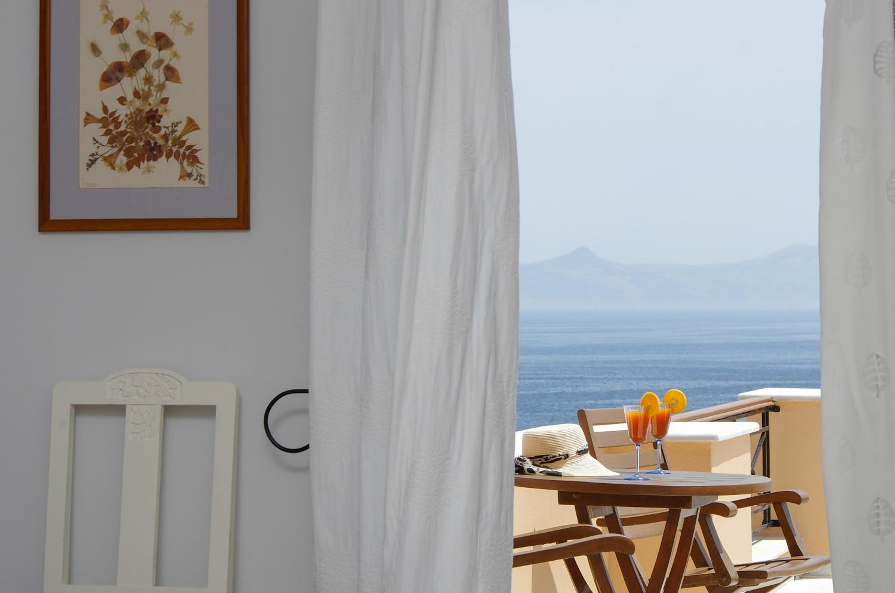 Arion Syros Luxury Rooms and Suites view 3