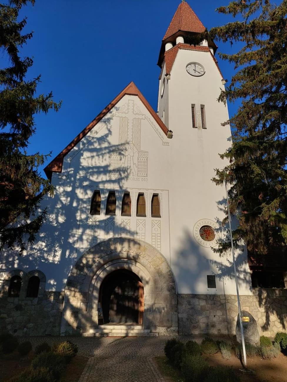 Photo 46