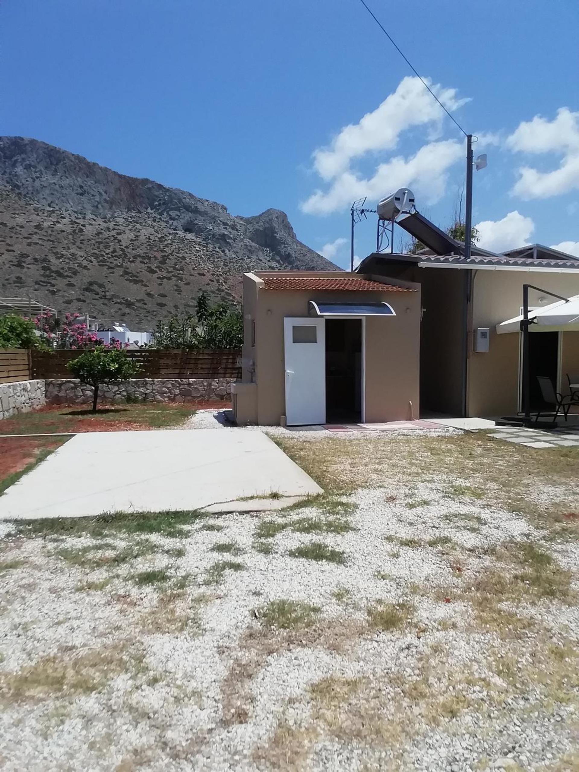 Niso Home by Plakoures Home view 4