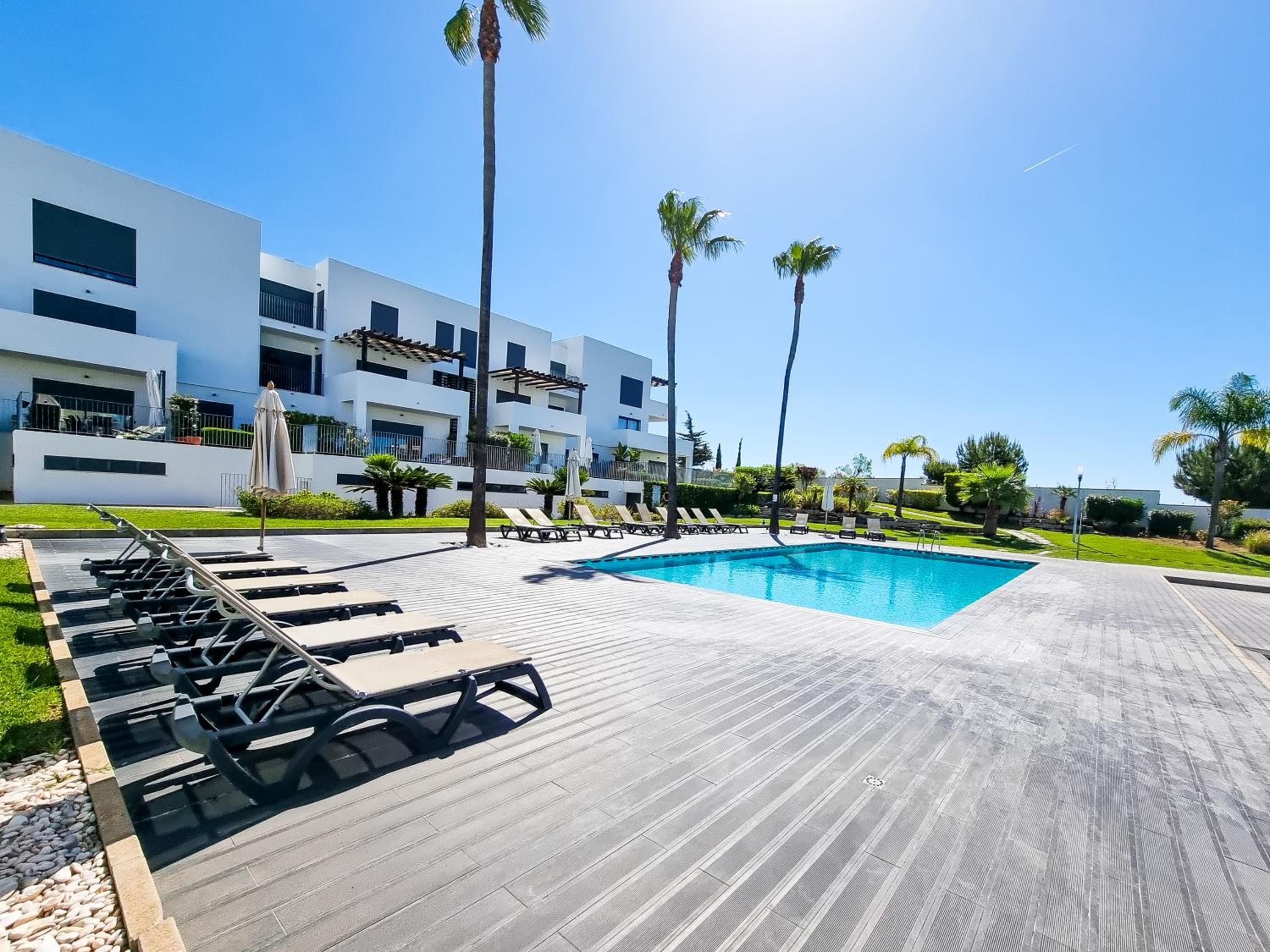FLH Vilamoura Villa Rosa Golf Apartment with Pool view 2