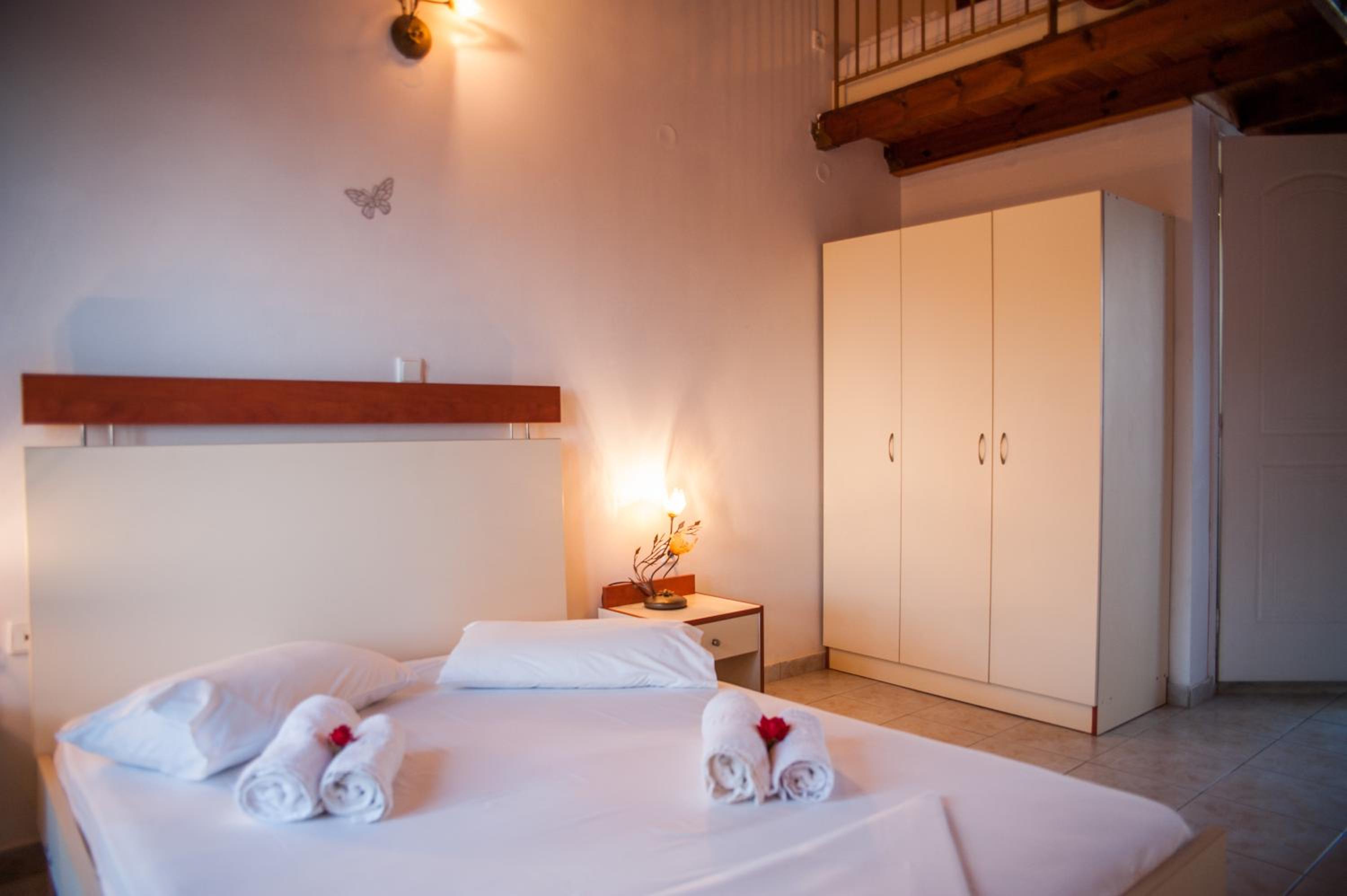 Dreams Beach Apartments Katelios view 4