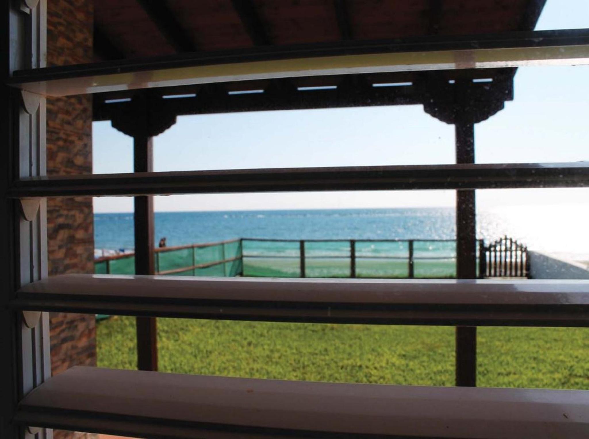 Panorama Beach House, 5 meters to the sea