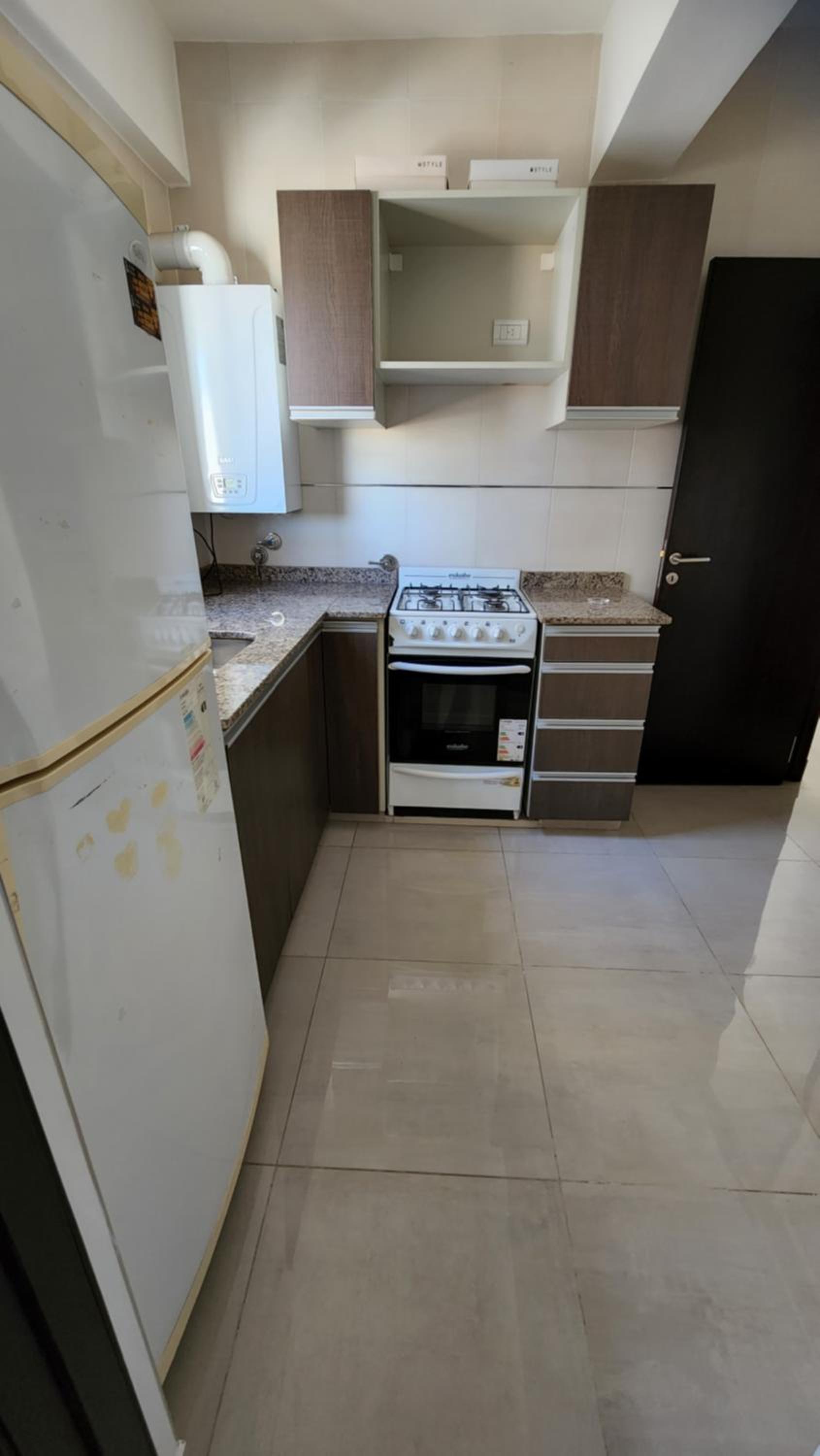 Moderno departamento con garage en centro de Salta