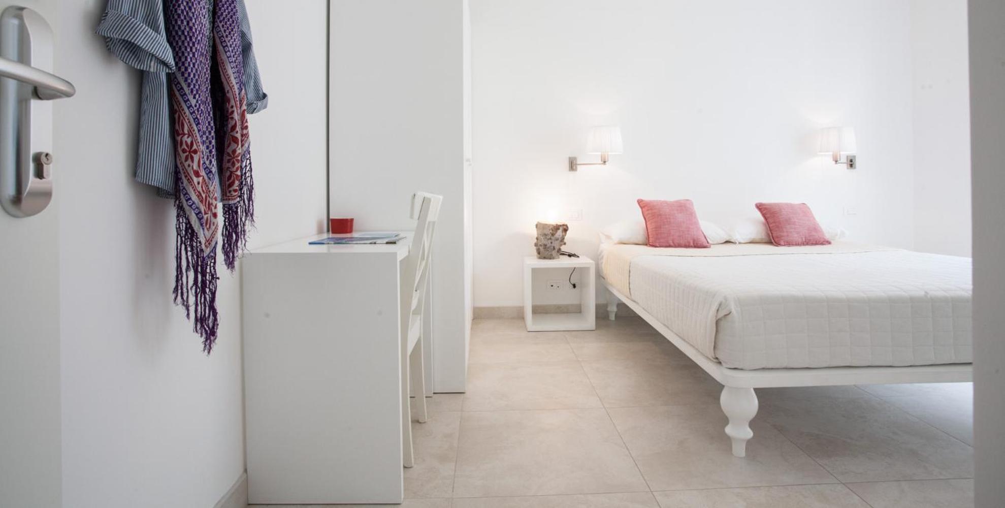 Camere Maré en Sirolo — hotel room