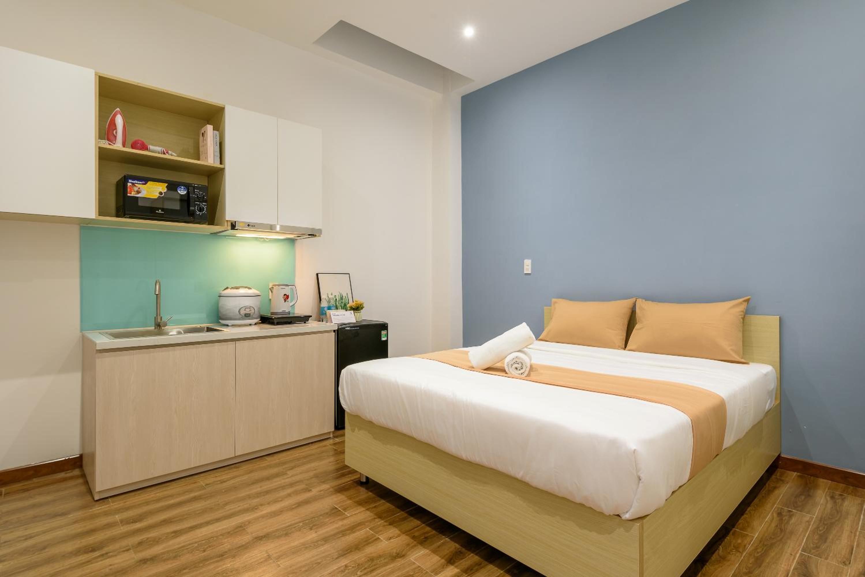 Cozrum Homes - June Corner