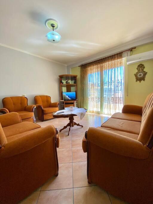 Family friendly 2-bedroom apartment in Durres :)