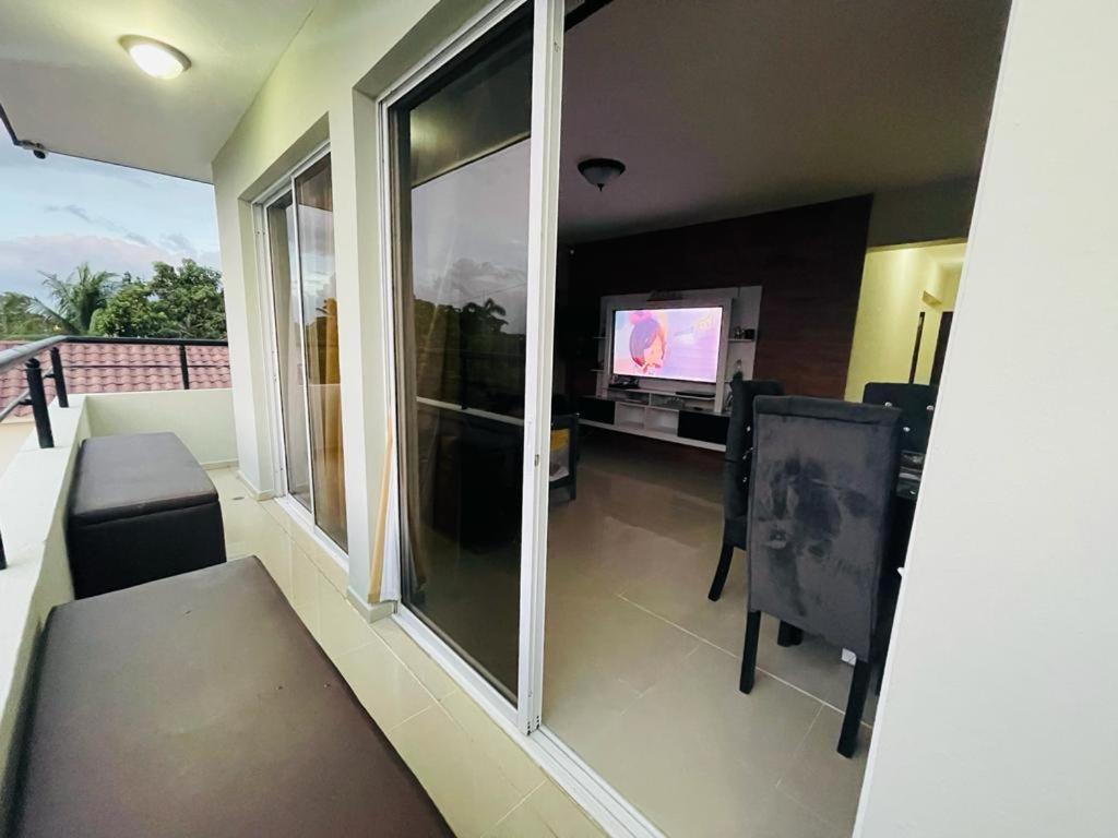 Condo 3 Bd Apt Internet,2 Parqueo,lavadora,ac