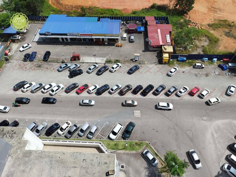Tranquility-4pax -Mount Austin-Netflix-Ikea-Toppen-Jusco-JB
