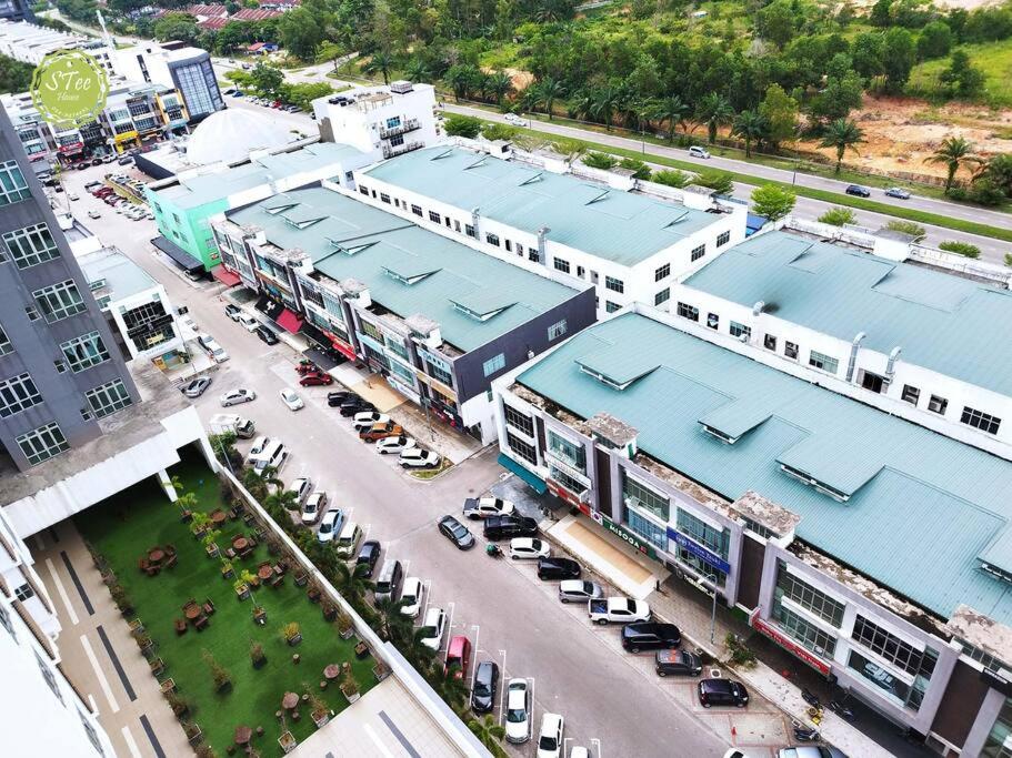 Tranquility-4pax -Mount Austin-Netflix-Ikea-Toppen-Jusco-JB