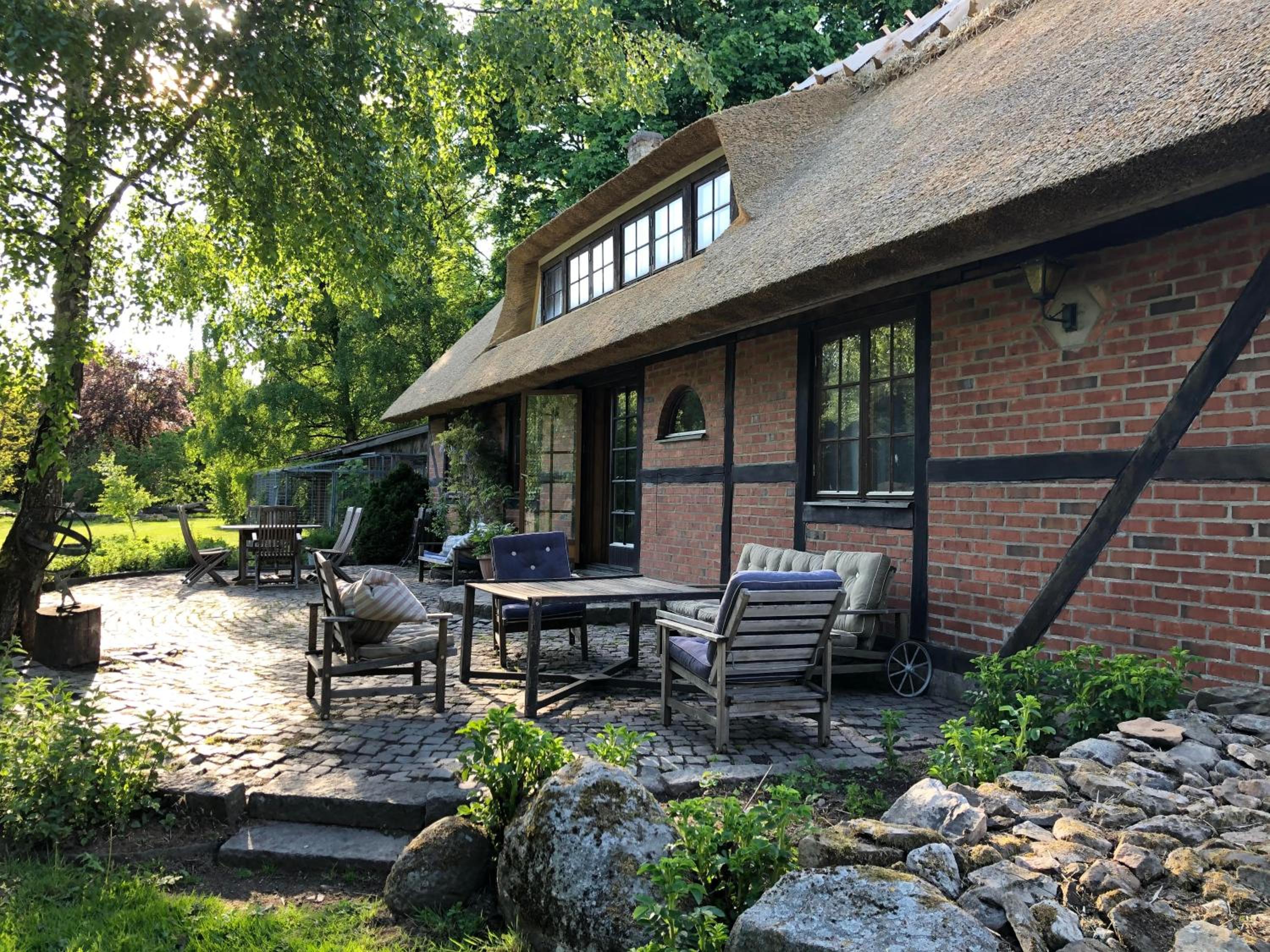 Cottage on unique farm view 3