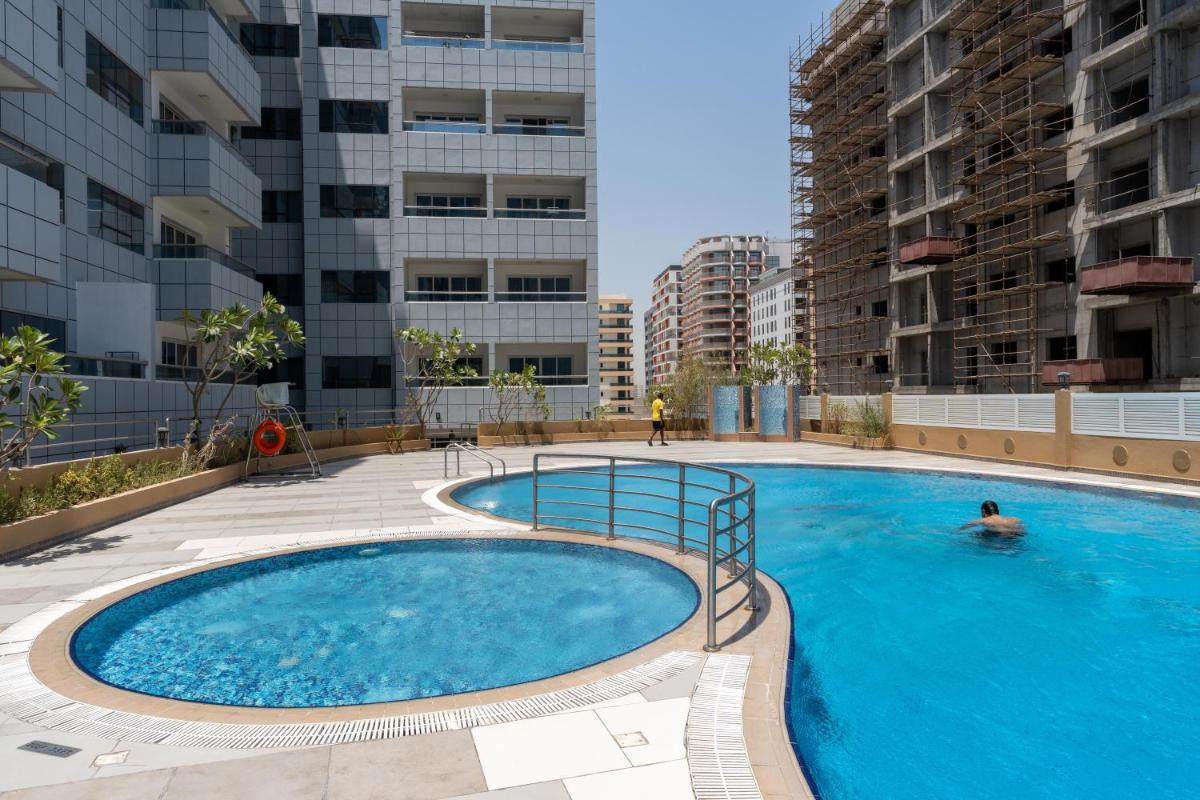 Vacay Lettings - Studio in Silicon Oasis