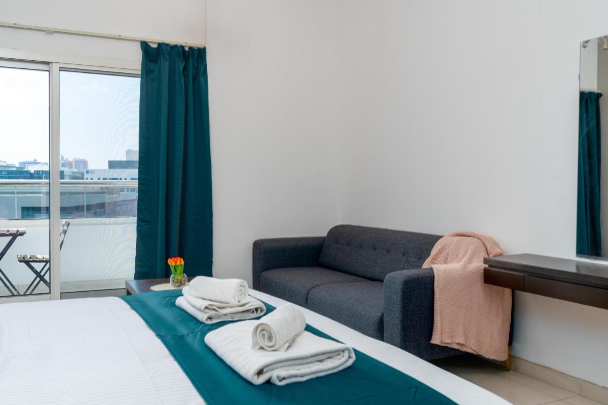Vacay Lettings - Studio in Silicon Oasis
